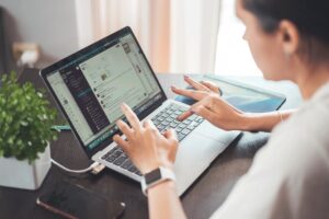 oleksandrpidvalnyi telework 6795505 1920 2 1